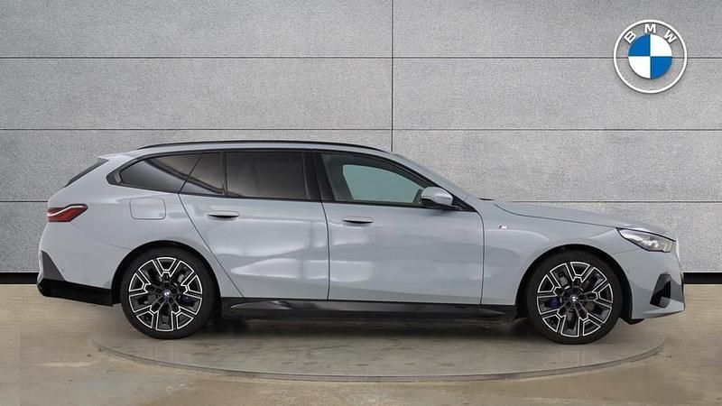 Used BMW 530e M Sport 295 HP (216 kW) 2025 Grey Estate