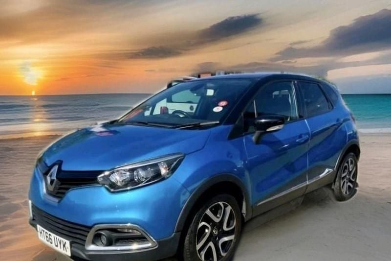 Used Renault Captur Signature 110 HP (80 kW) 2017 Blue SUV