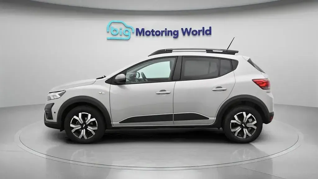 Used Dacia Sandero Journey 90 HP (66 kW) 2023 Grey Hatchback