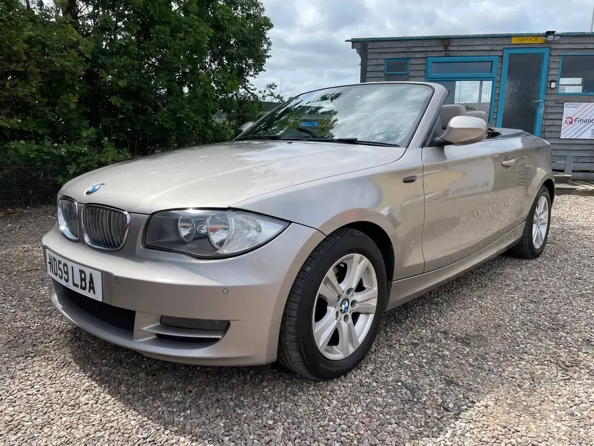 Used BMW 120 Cabriolet Comfort Edition 177 HP (130 kW) 2009 Silver Cabriolet