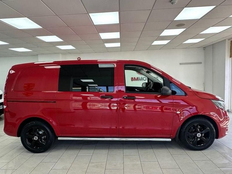 Usado Mercedes Vito 2016 Vermelho Van