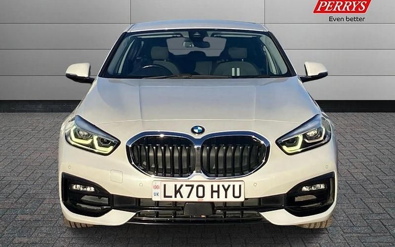 Used BMW 118 Sport Line 140 HP (102 kW) 2020 Hatchback