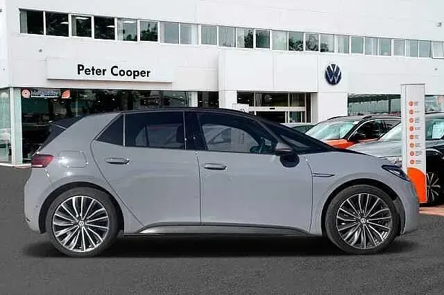Used VW ID.3 Pro Performance 150 kW (204 HP) 2023 Grey Hatchback