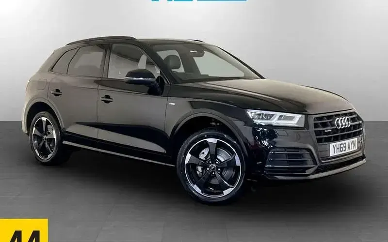 Usado Audi Q5 Black Edition 245 HP (180 kW) 2019 SUV