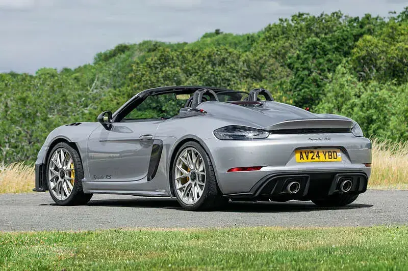 Used Porsche 718 Spyder 500 HP (367 kW) 2024 Gt silver Cabriolet