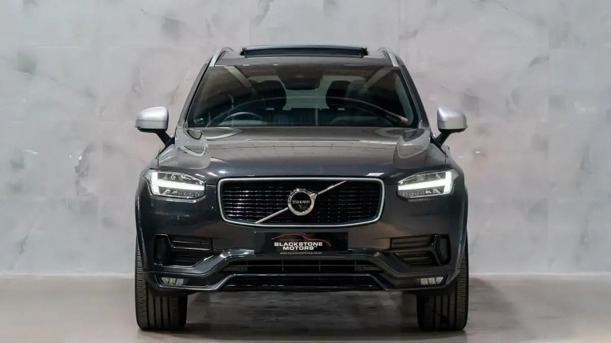 Usado Volvo XC90 R-Design 2017 Cinzento SUV