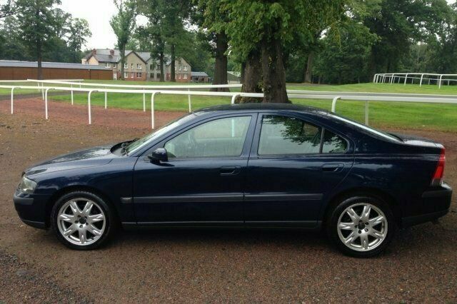 Used 2004 Volvo S60 Sedan | £2,750 - Image 1/4