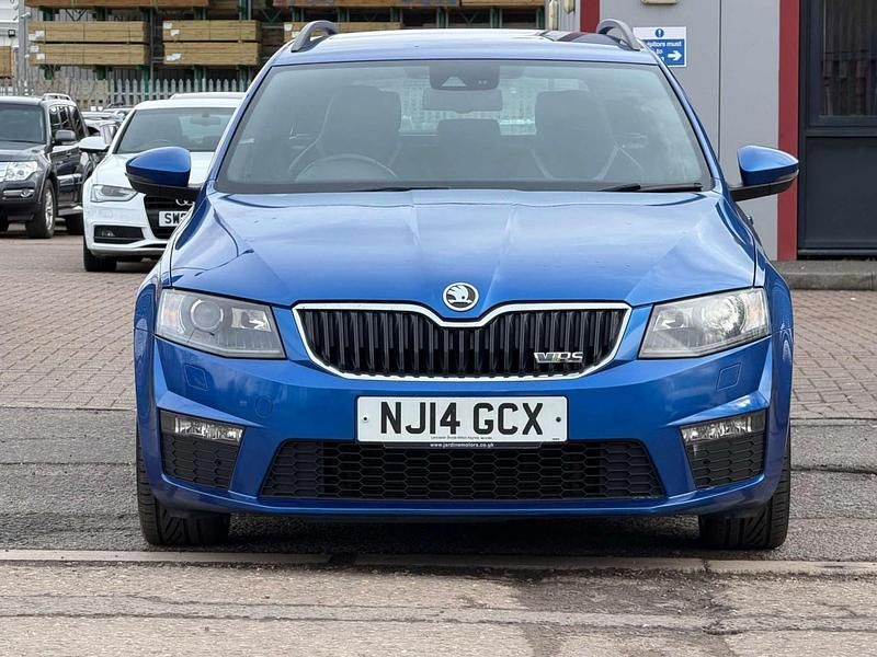 Used Skoda Octavia vRS 184 HP (135 kW) 2014 Blue Estate