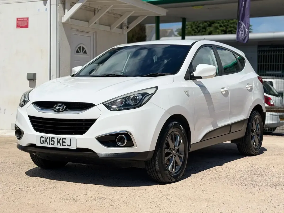 Used Hyundai ix35 115 HP (84 kW) 2015 White SUV