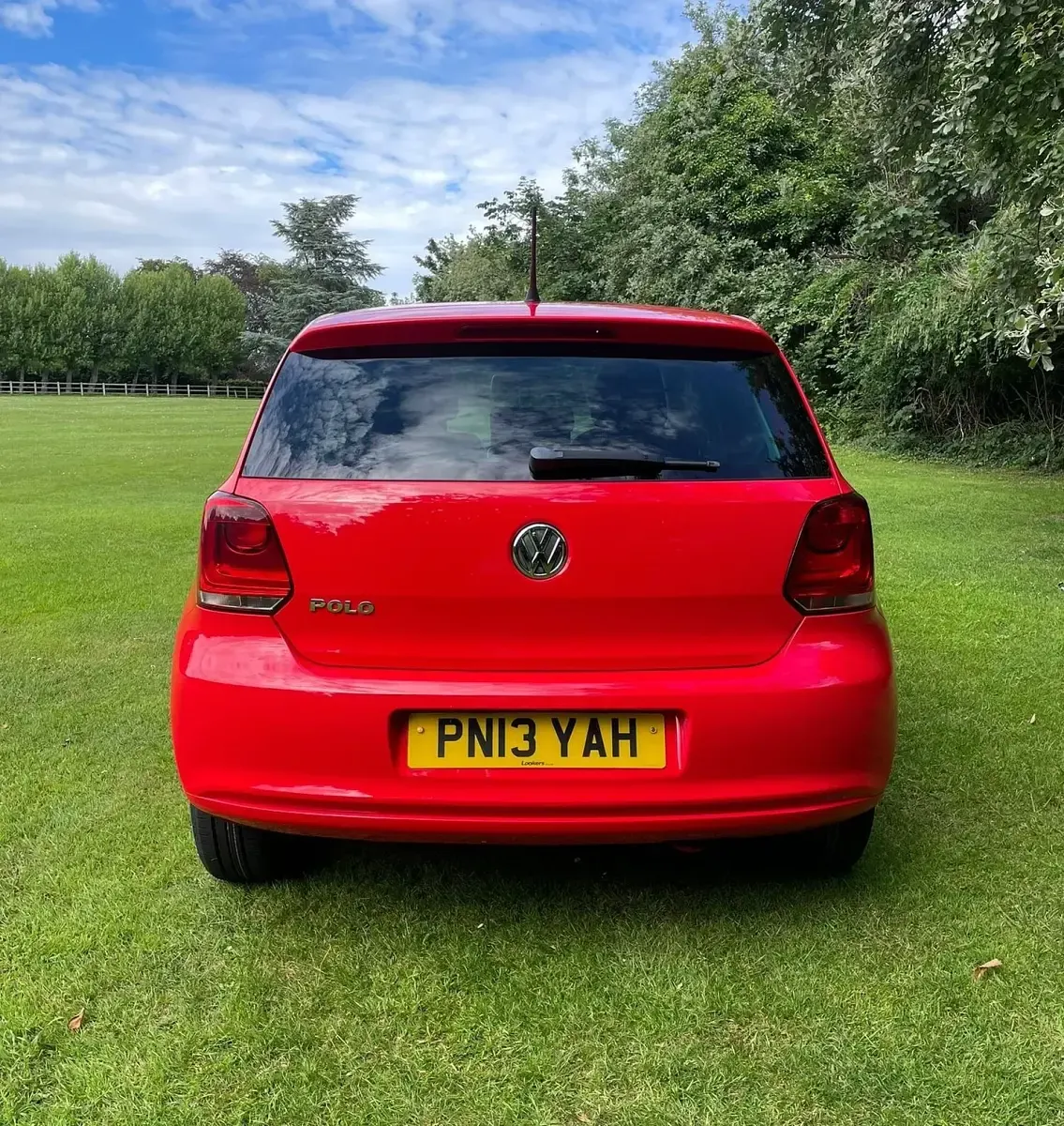 Used VW Polo Match 60 HP (44 kW) 2013 Red Hatchback