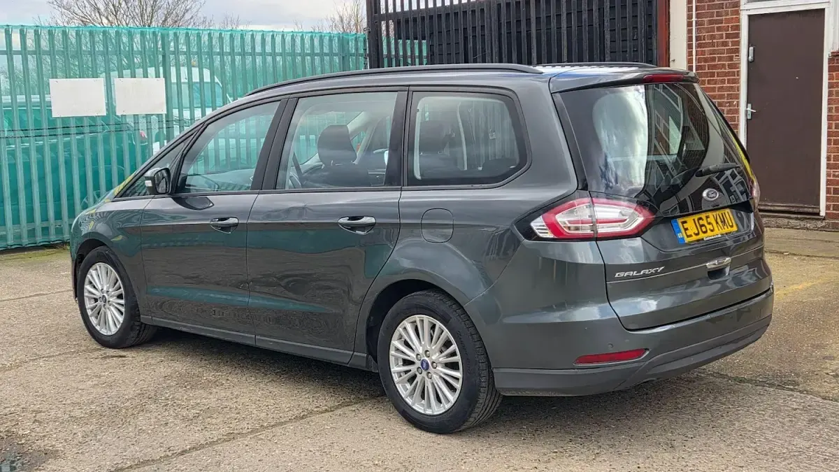 Used Ford Galaxy Zetec 150 HP (110 kW) 2015 Green MPV