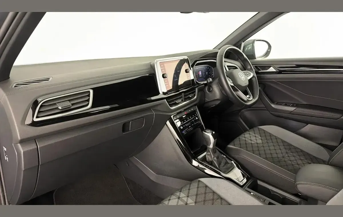 Used VW T-Roc R-line 150 HP (110 kW) 2024 Indium grey SUV