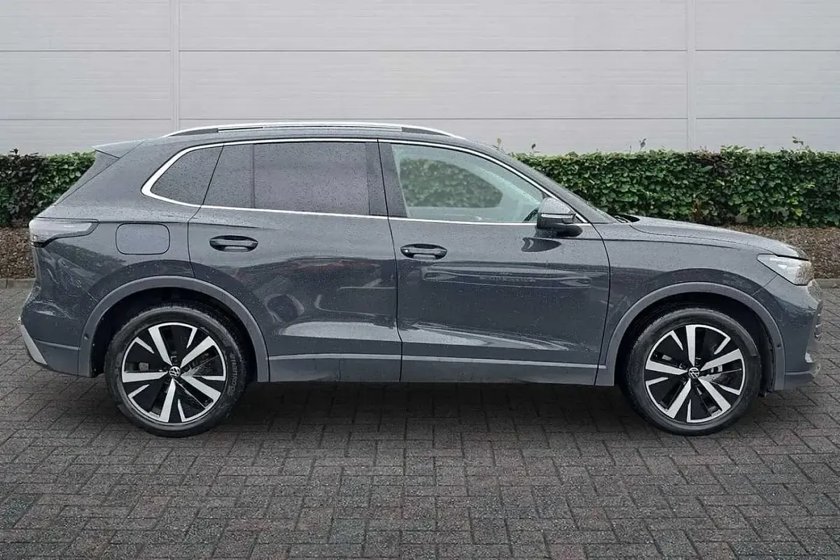 Used VW Tiguan Elegance 2024 Grey SUV