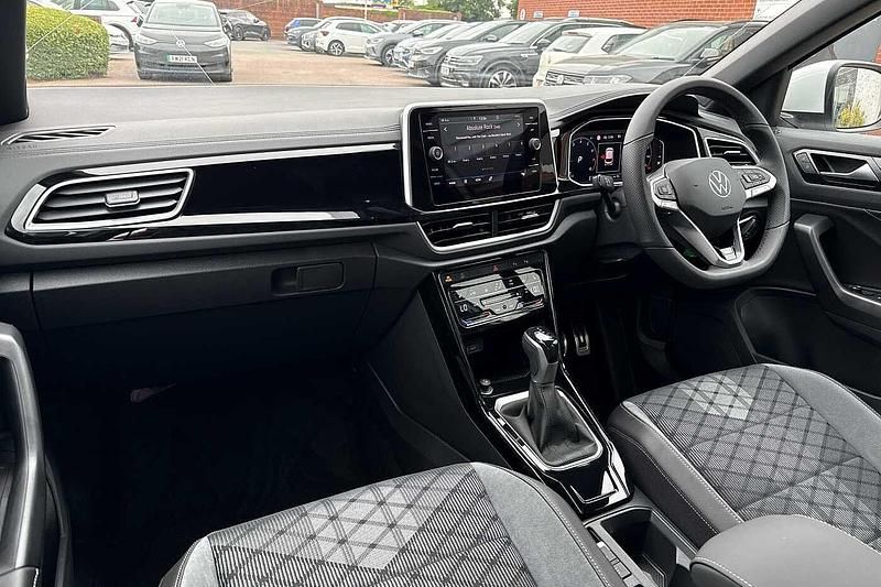 Used VW T-Roc R-line 150 HP (110 kW) 2025 White SUV