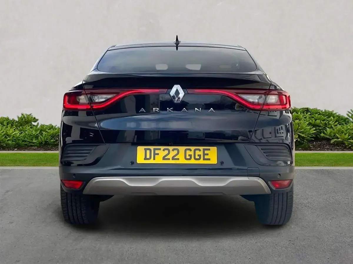 Usado Renault Arkana Version S 140 HP (102 kW) 2022 Preto SUV
