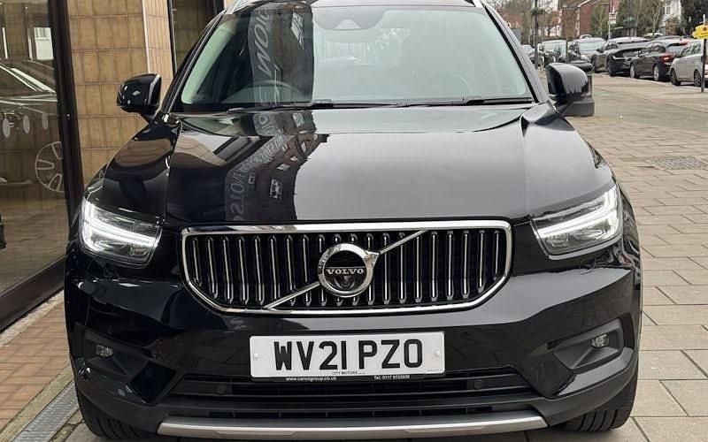Used Volvo XC40 Inscription 197 HP (144 kW) 2021 Black SUV