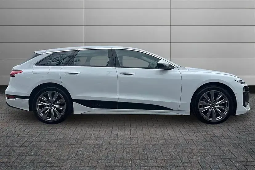 Nowe Audi A6 e-tron Sport 210 kW (286 KM) 2025 Biały Kombi