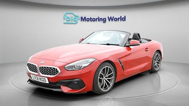 Used BMW Z4 Sport Line 197 HP (144 kW) 2021 Red Cabriolet