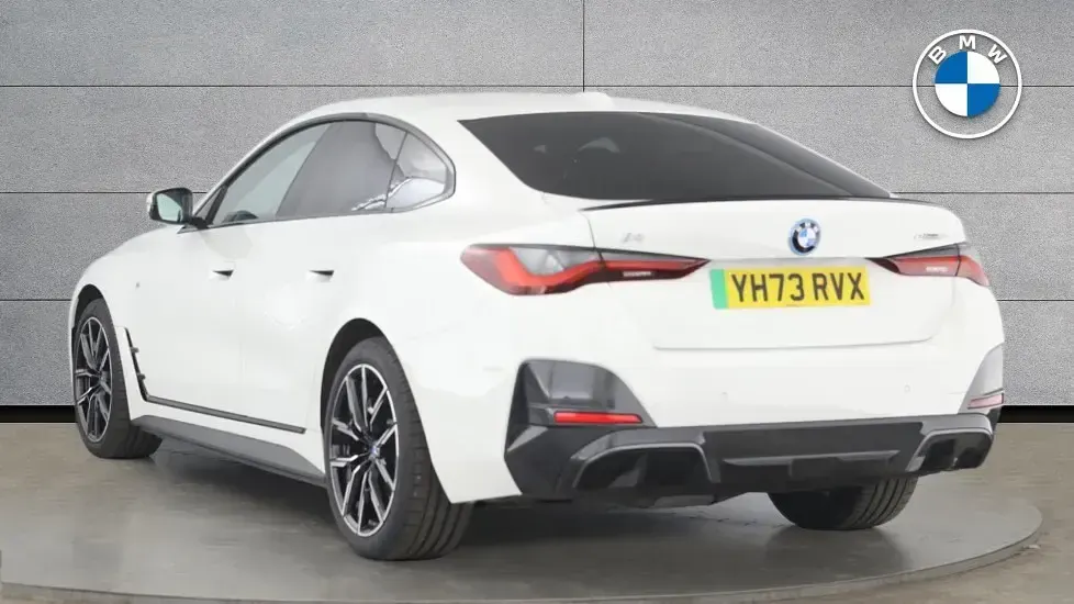 Used BMW i4 M Sport 246 kW (335 HP) 2023 White Sedan