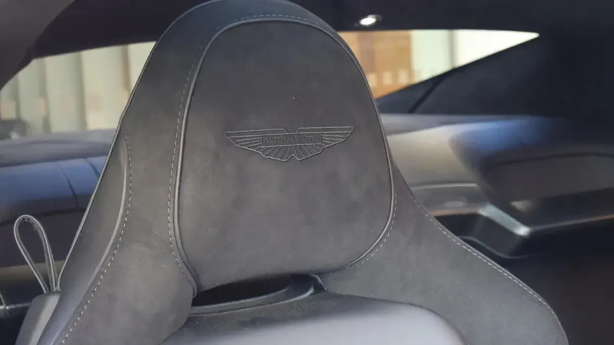 Used Aston Martin Vanquish 835 HP (614 kW) 2025 Grey Coupe