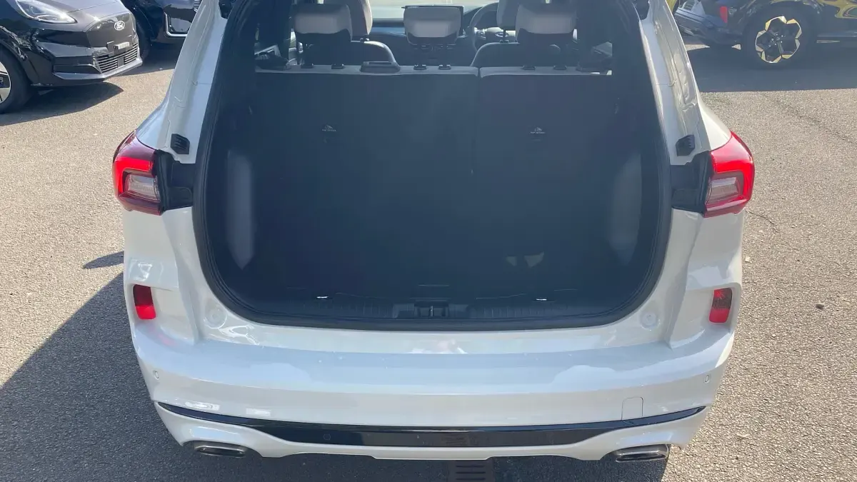 Used Ford Kuga 243 HP (178 kW) 2025 Other SUV