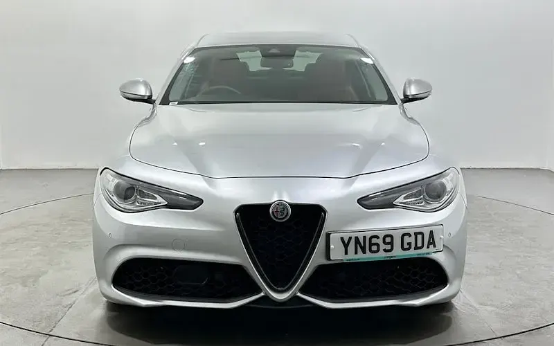 Used Alfa Romeo Giulia Veloce 280 HP (205 kW) 2019 Silver Sedan