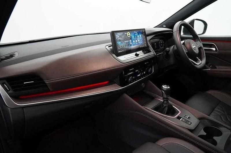 Used Nissan Qashqai Tekna 138 HP (101 kW) 2025 Grey SUV