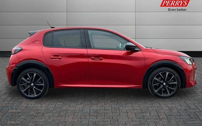 Used Peugeot 208 Premium 102 HP (75 kW) 2022 Hatchback