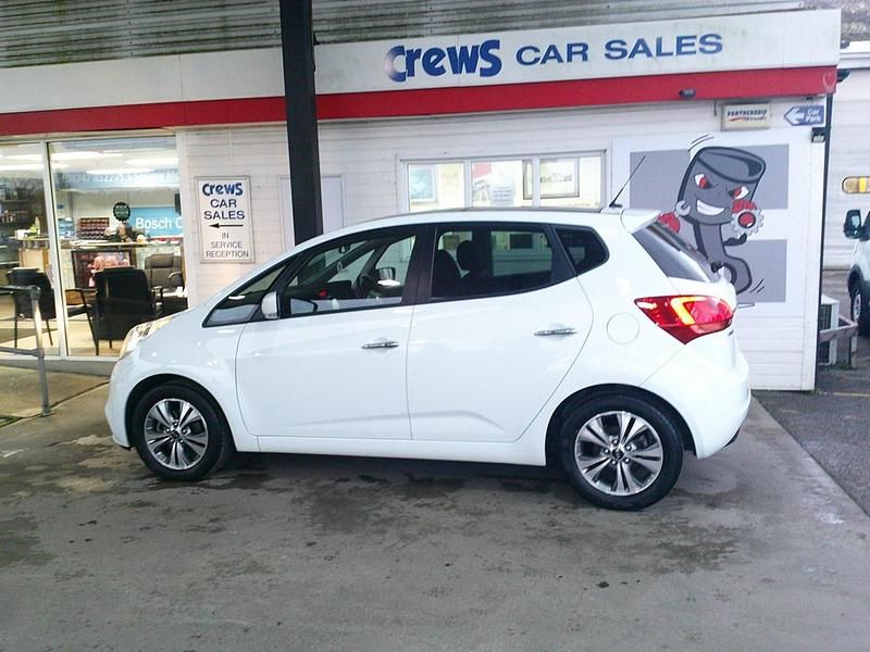 Used Kia Venga 123 HP (90 kW) 2019 White Hatchback
