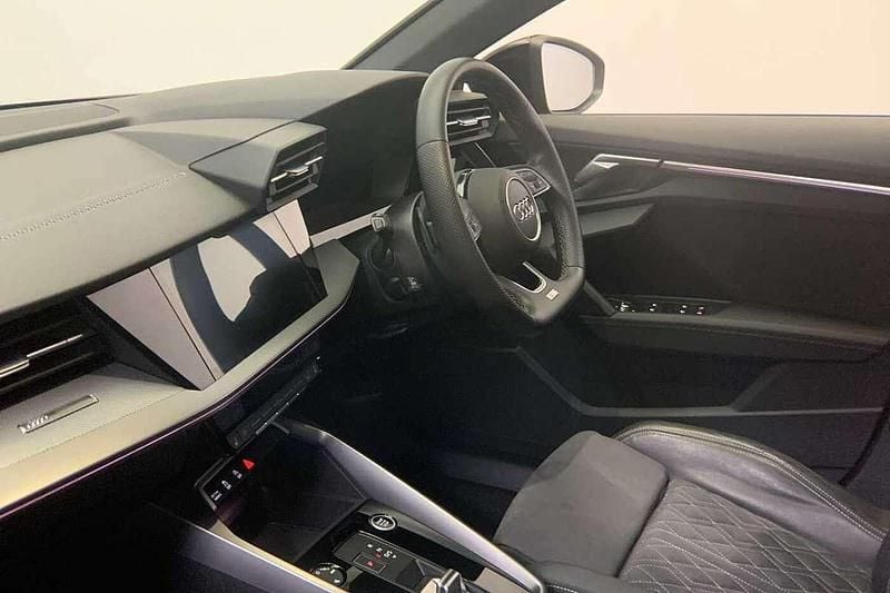 Image 2/4