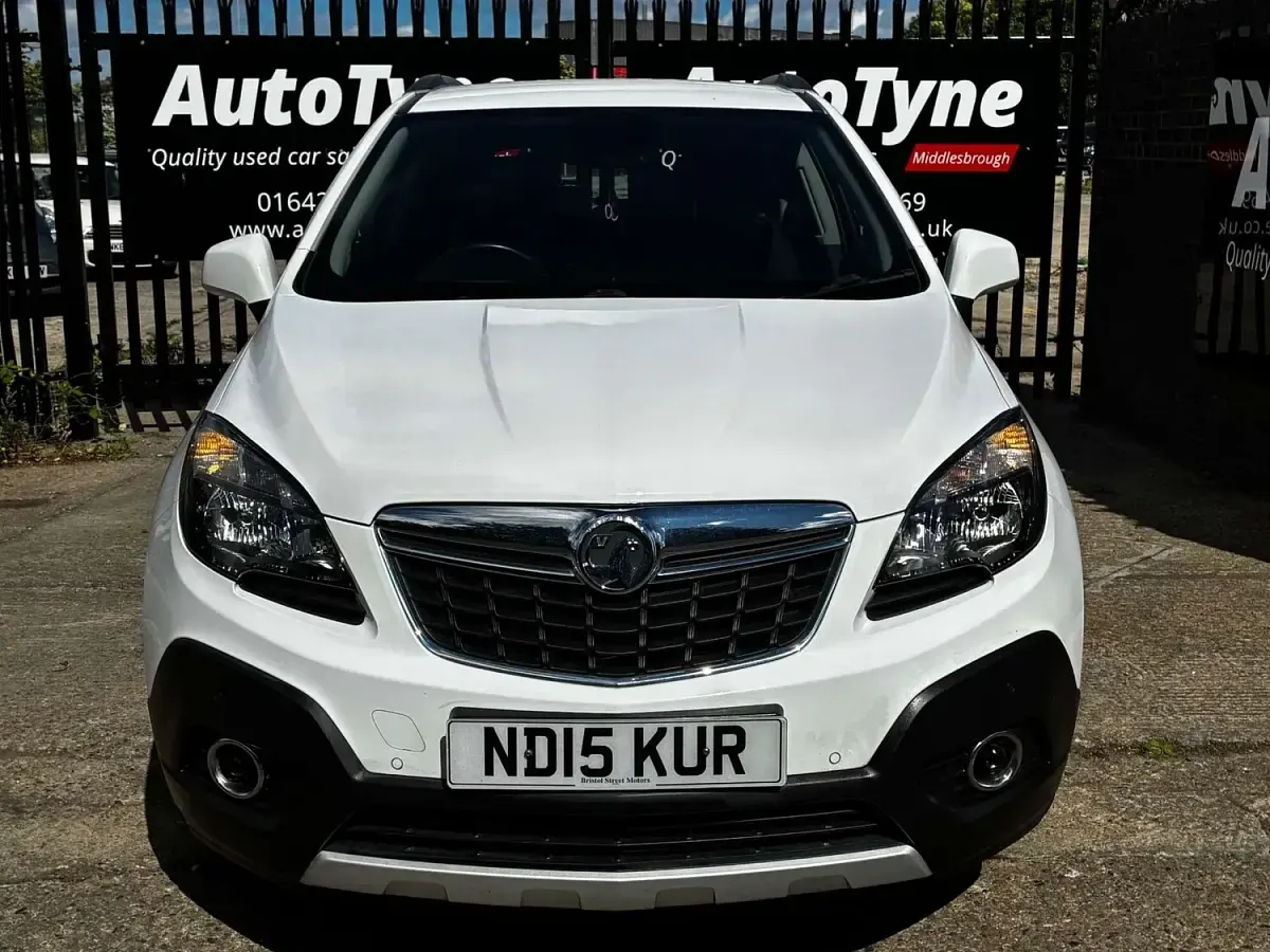 Used Vauxhall Mokka S 2015 White SUV