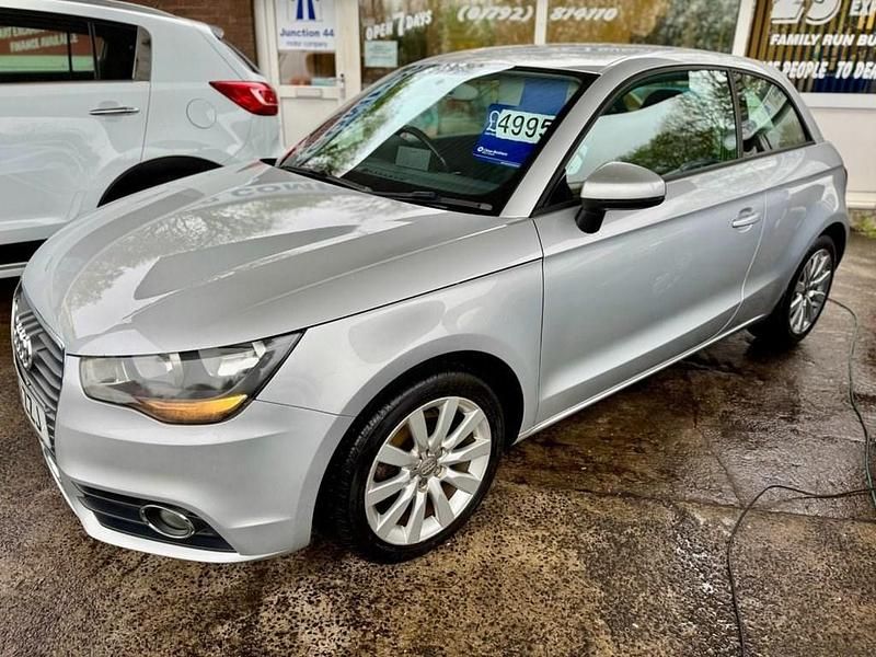 Used Audi A1 Sport 122 HP (89 kW) 2012 Silver Hatchback