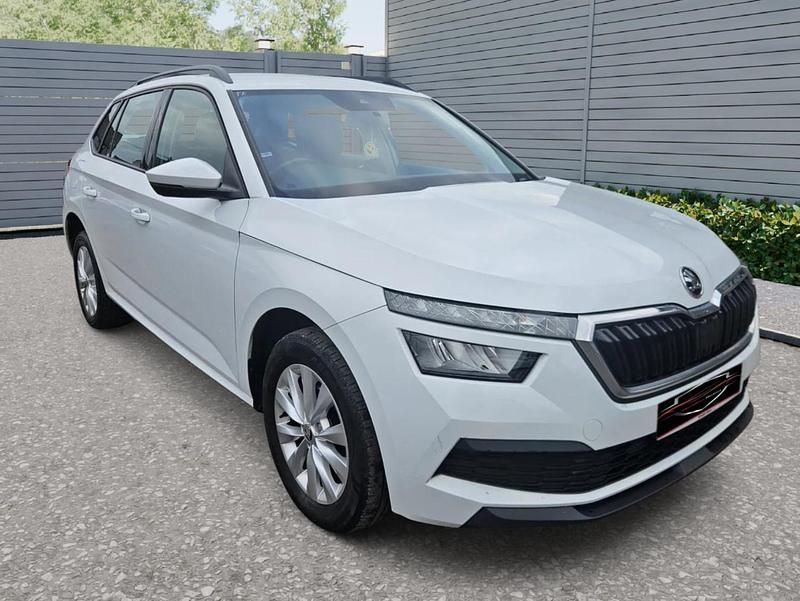 Used Skoda Kamiq 95 HP (69 kW) 2021 White SUV