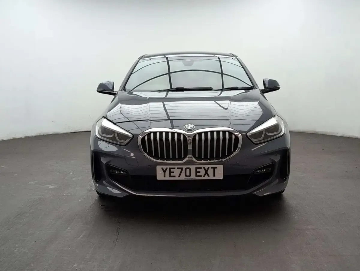 Used BMW 118 M Sport 140 HP (102 kW) 2020 Grey Hatchback