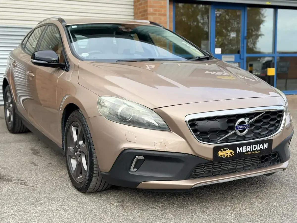 Used Volvo V40 2025 Gold Hatchback