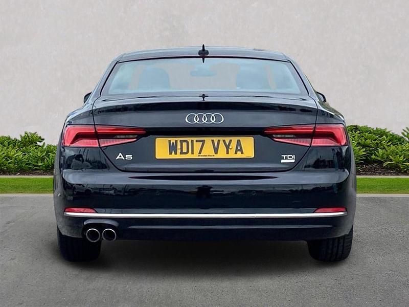 Begagnad Audi A5 Sport 190 HK (139 kW) 2017 Svart Sportkupé