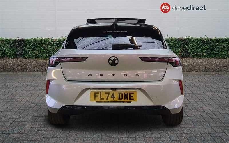 Used Vauxhall Astra Ultimate 131 HP (96 kW) 2024 Grey Hatchback