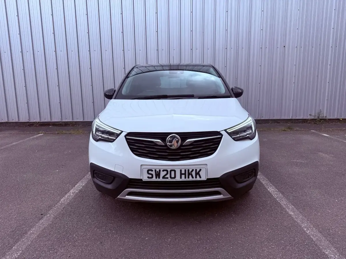 Second-hand Vauxhall Crossland X 83 CP (61 kW) 2020 Alb SUV