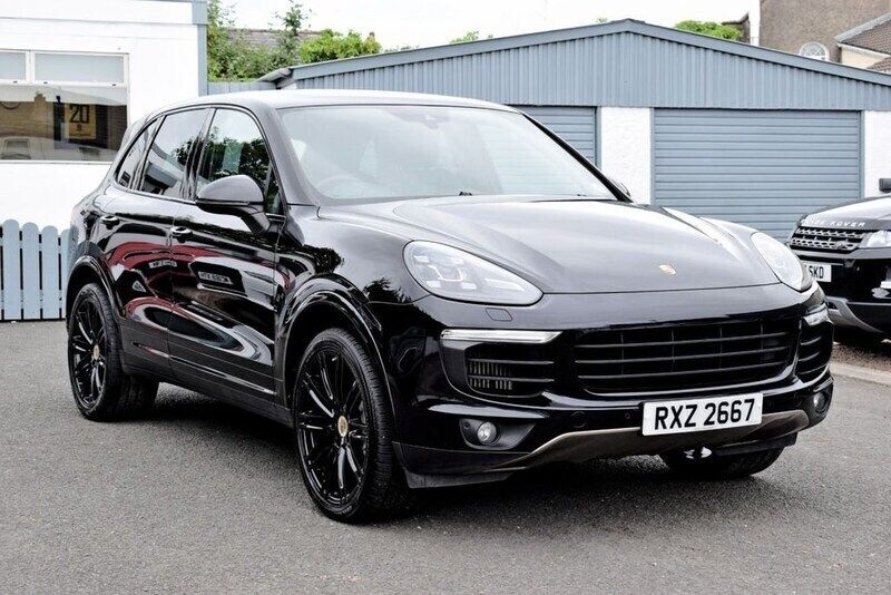 Black Used 2017 Porsche Cayenne Platinum Edition SUV | £26,995 (Fair price) - Image 1/4