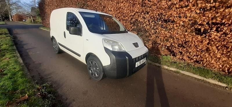White Used 2011 Peugeot Bipper MPV | £1,250 (Super price) - Image 1/4