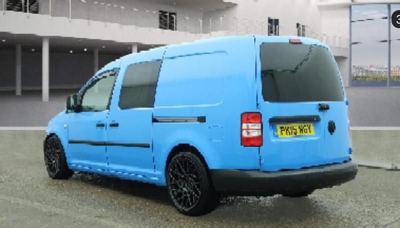 Used VW Caddy Startline 102 HP (75 kW) 2015 Blue MPV