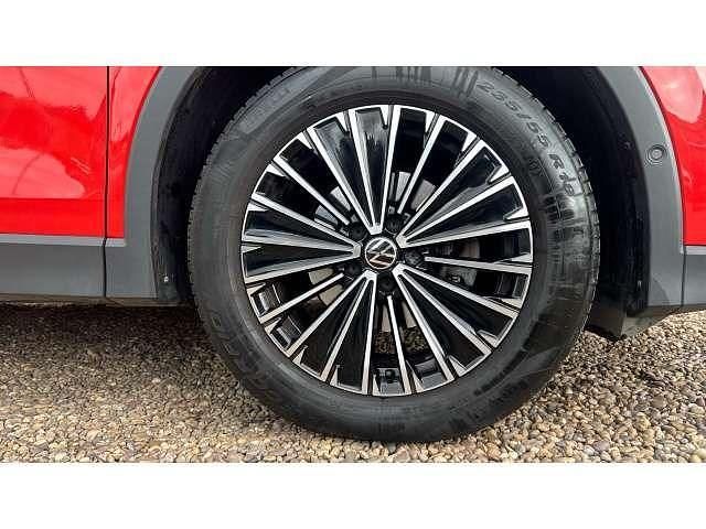 Used VW Tiguan Life 150 HP (110 kW) 2021 Blue SUV