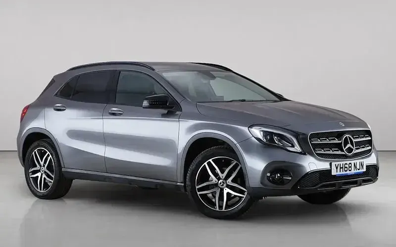 Used Mercedes GLA180 Urban 122 HP (89 kW) 2020 SUV