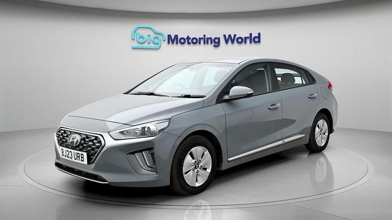 Used Hyundai Ioniq SE 141 HP (103 kW) 2022 Grey Hatchback