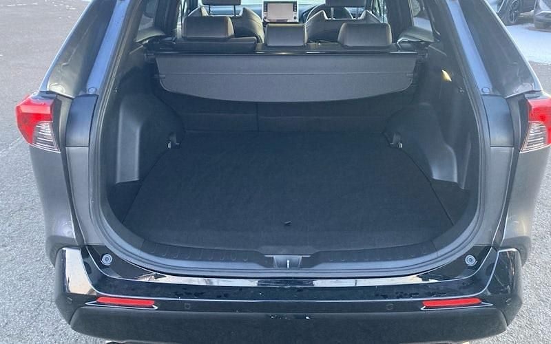 Used Toyota RAV4 Design 306 HP (225 kW) 2026 SUV