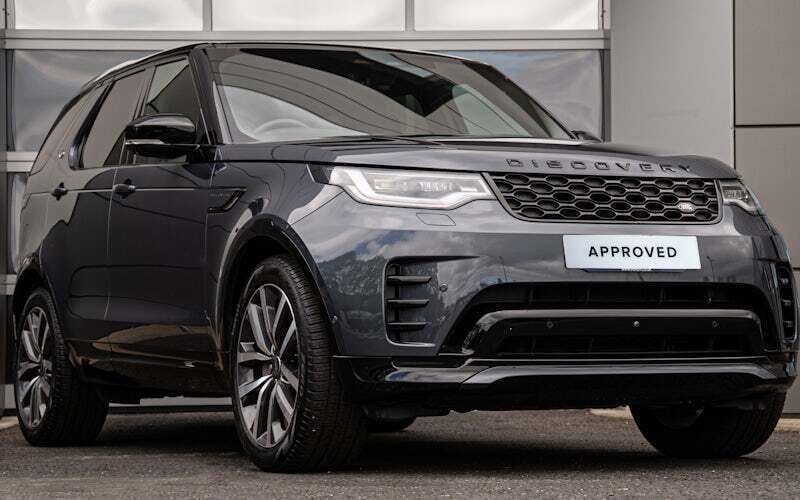 Used 2024 Land Rover Discovery 5 SE Dynamic SUV | £49,999 (Super price) - Image 1/4