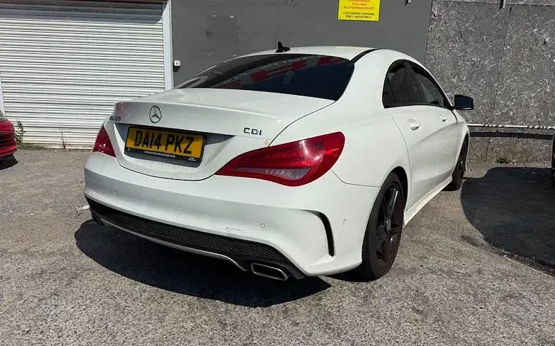 Used Mercedes CLA220 AMG 170 HP (125 kW) 2014 White Coupe
