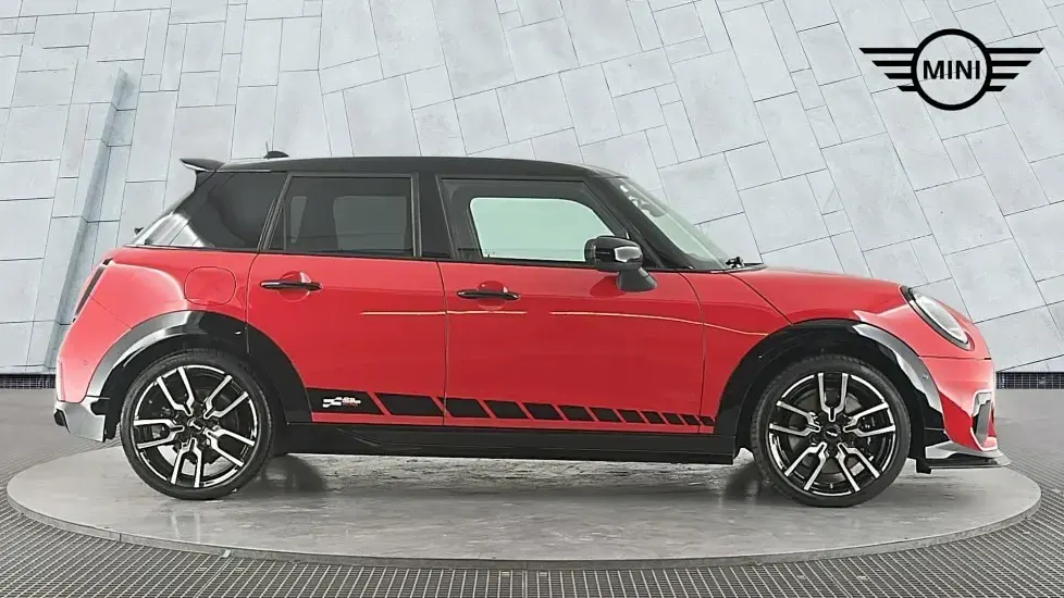 Used Mini Cooper S Hatch 201 HP (147 kW) 2025 Red Hatchback