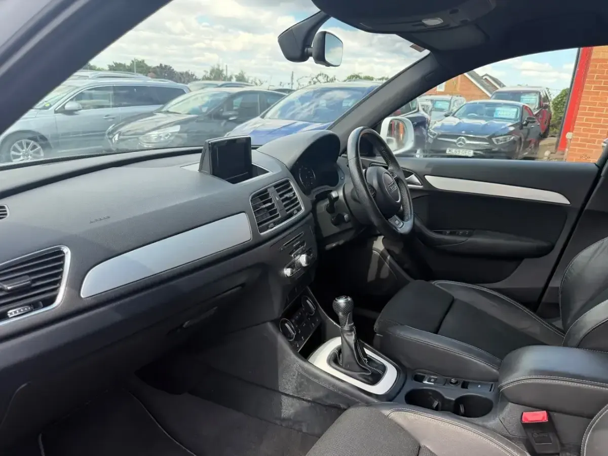 Used Audi Q3 S-Line 150 HP (110 kW) 2016 White SUV