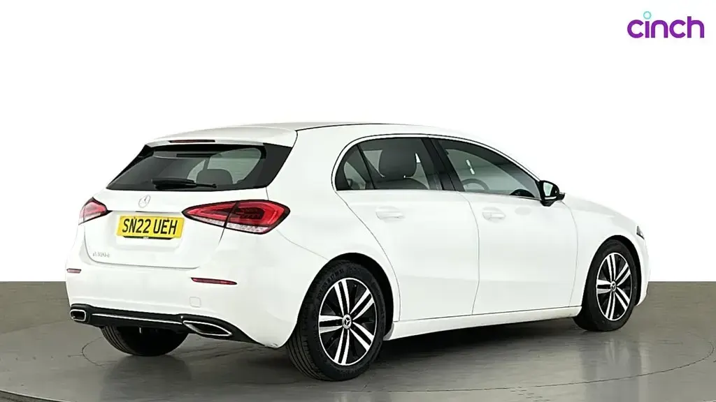 Used Mercedes A180 2022 White Hatchback